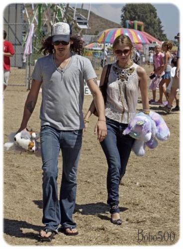 Mischa Barton.